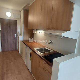 Pronájem bytu 1+kk, garsoniery 30 m² Otrokovice