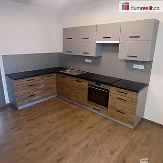 Pronájem bytu 2+kk 65 m&sup2; Ústí nad Labem