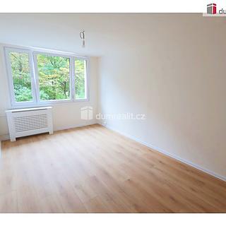 Prodej bytu 2+kk 41 m² Praha