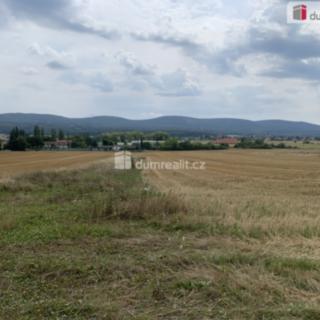 Prodej stavební parcely 1 137 m² Všeradice, Všeradice
