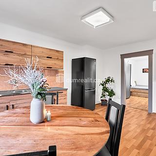 Prodej bytu 2+kk 41 m² Ústí nad Labem Klíše, Klíšská