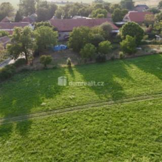 Prodej stavební parcely 1 071 m² Všeradice, Všeradice