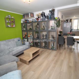 Prodej bytu 3+kk 75 m² Skalná, Nová