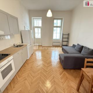 Pronájem bytu 2+kk 60 m² Praha
