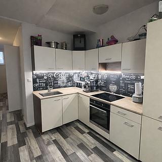 Pronájem bytu 3+kk 70 m&sup2; Praha