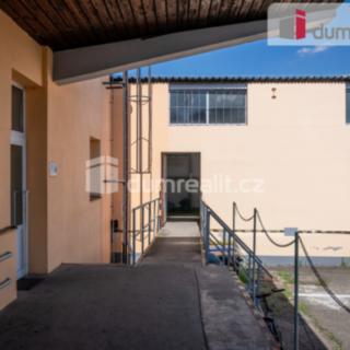 Pronájem skladu 147 m² Poděbrady