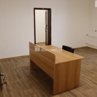 Pronájem obchodu 43 m² Břeclav