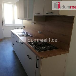 Pronájem bytu 2+1 61 m² Karlovy Vary Stará Role, Janáčkova