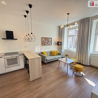 Pronájem bytu 2+kk 47 m&sup2; Praha