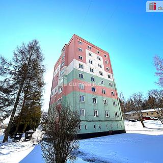 Prodej bytu 3+1 60 m² Rotava, Sídliště