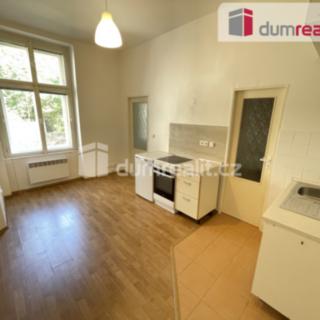 Pronájem bytu 2+kk 35 m² Praha Smíchov, Kmochova