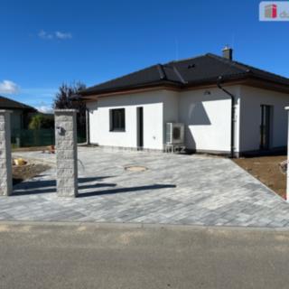 Pronájem rodinného domu 95 m² Loket Brzotice, Brzotice