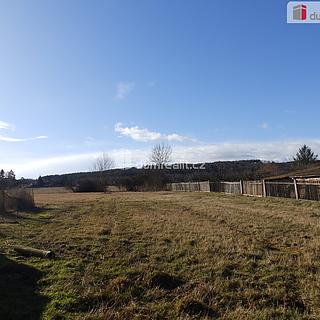 Prodej stavební parcely 1 674 m² Oráčov, Oráčov