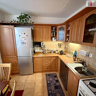Prodej bytu 4+1 83 m² Karlovy Vary Dvory, 1. máje