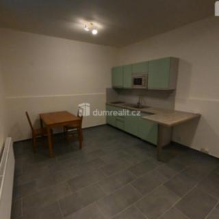Pronájem bytu 2+kk 37 m² Praha