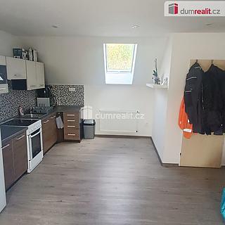 Pronájem bytu 1+1 50 m² Veselé