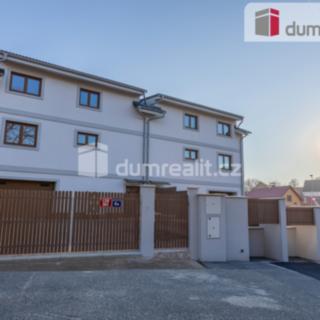 Pronájem rodinného domu 226 m² Praha Nedvězí u Říčan, Nedvězí u Říčan