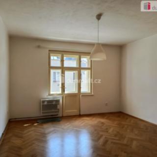 Pronájem bytu 2+kk 56 m² Praha