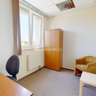 Pronájem kanceláře 12 m² Opava