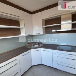 Pronájem bytu 3+1 74 m² Praha Hlubočepy, Záhorského