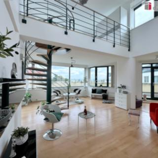 Pronájem bytu 2+1 100 m² Praha