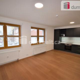 Pronájem bytu 2+kk 51 m² Praha Krč, Na Dvorcích