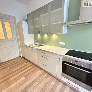 Pronájem bytu 2+1 68 m² Praha Smíchov, U Nikolajky