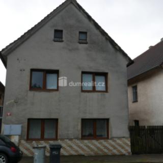 Prodej rodinného domu 236 m² Blíževedly