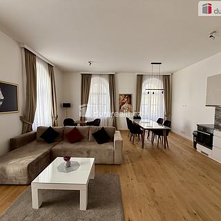 Pronájem bytu 2+kk 79 m² Mariánské Lázně, Masarykova