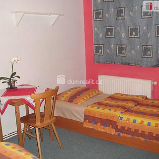 Pronájem bytu 1+kk a garsoniéry 15 m² Praha Čakovice, Cukrovarská