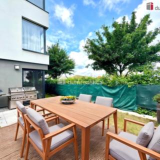 Prodej bytu 2+kk 67 m² Roztoky