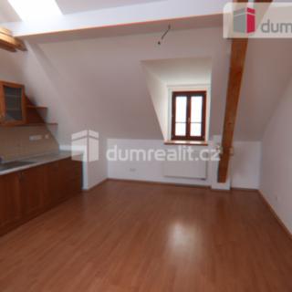 Pronájem bytu 2+kk 59 m² Uherské Hradiště, Dlouhá