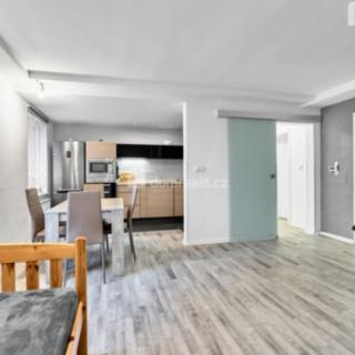 Prodej bytu 3+kk 66 m² Jáchymov, Husova