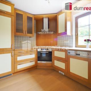 Prodej rodinného domu 286 m² Želízy, Želízy