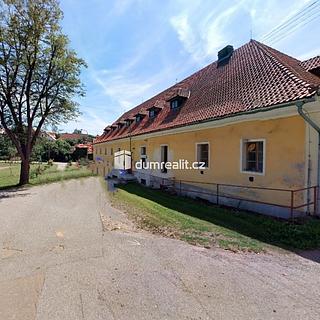 Pronájem skladu 107 m² Louňovice pod Blaníkem, U Pivovaru