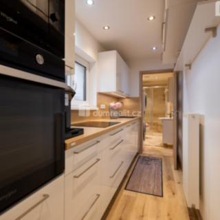 Prodej rodinného domu 280 m² Praha