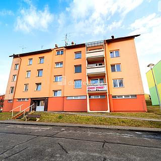 Prodej bytu 3+1 72 m² Lhenice, Sídliště SNP