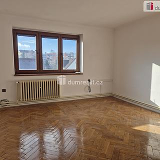 Pronájem bytu 3+1 60 m&sup2; Velešín