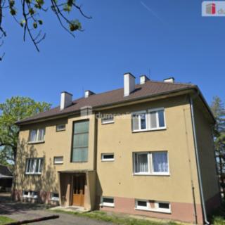 Prodej bytu 3+1 80 m² Podmoky, Podmoky