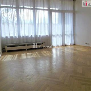 Pronájem bytu 3+1 102 m&sup2; Praha