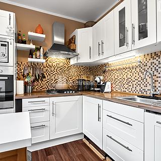 Prodej bytu 3+1 75 m² Ostrov