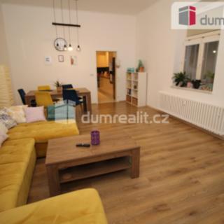 Pronájem bytu 2+1 68 m² Mariánské Lázně, Hlavní třída