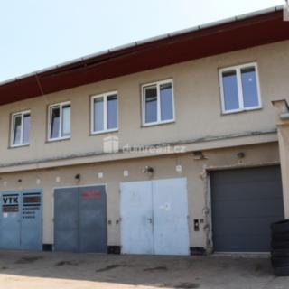 Pronájem skladu 61 m² Podivín