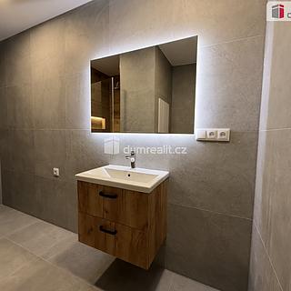 Pronájem bytu 3+kk 68 m² Ústí nad Labem Severní Terasa, Pod Parkem