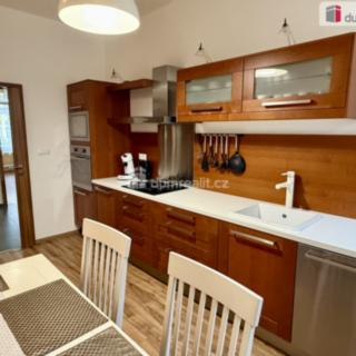 Prodej bytu 2+1 73 m² Mariánské Lázně, Hlavní třída