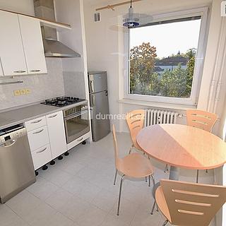 Pronájem bytu 1+1 38 m² Praha