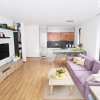 Pronájem bytu 3+kk 72 m&sup2; Praha