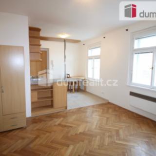 Pronájem bytu 1+kk a garsoniéry 30 m² Praha Smíchov, Ke Koulce