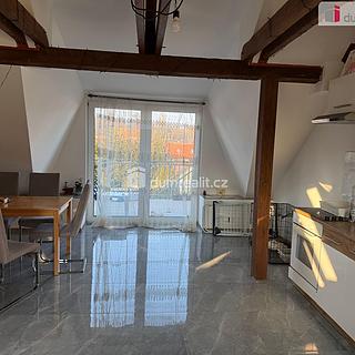 Pronájem bytu 3+kk 65 m² Libež, Libež