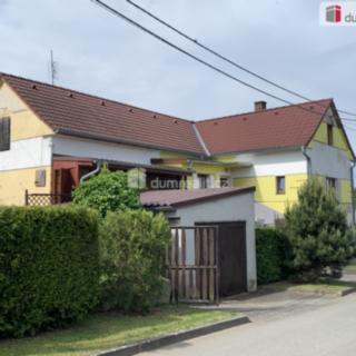 Prodej rodinného domu 151 m² Tmaň